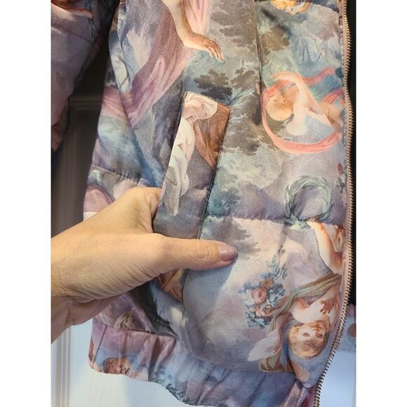 Forever21 Cherub Angel Puffer Jacket All Over Print Renaissance Fantasy | S EUC - Picture 5 of 11
